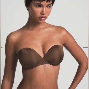 NWT SKIMS Ultimate Push-Up Strapless Bra in Cocoa